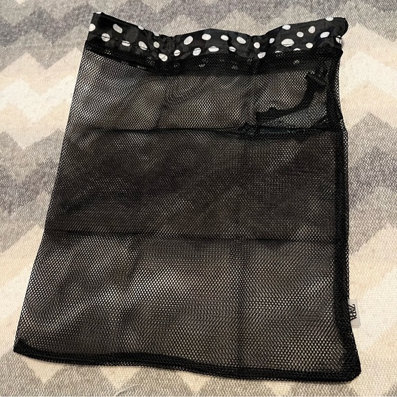 Zara PACK OF 2 PRINTED BAGS - Picture 11 of 12